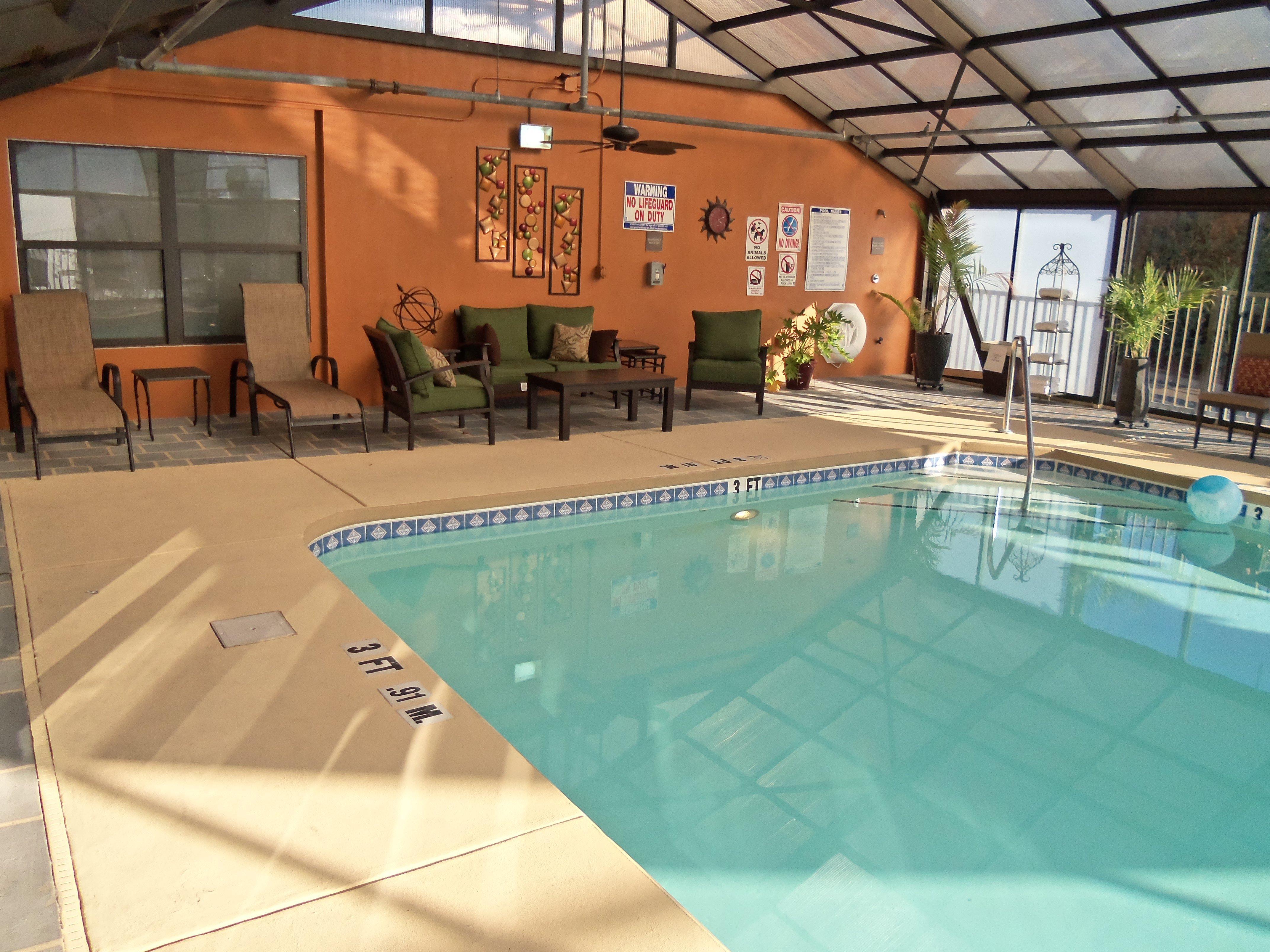 Holiday Inn Express Hotel & Suites Sanford By Ihg Esterno foto