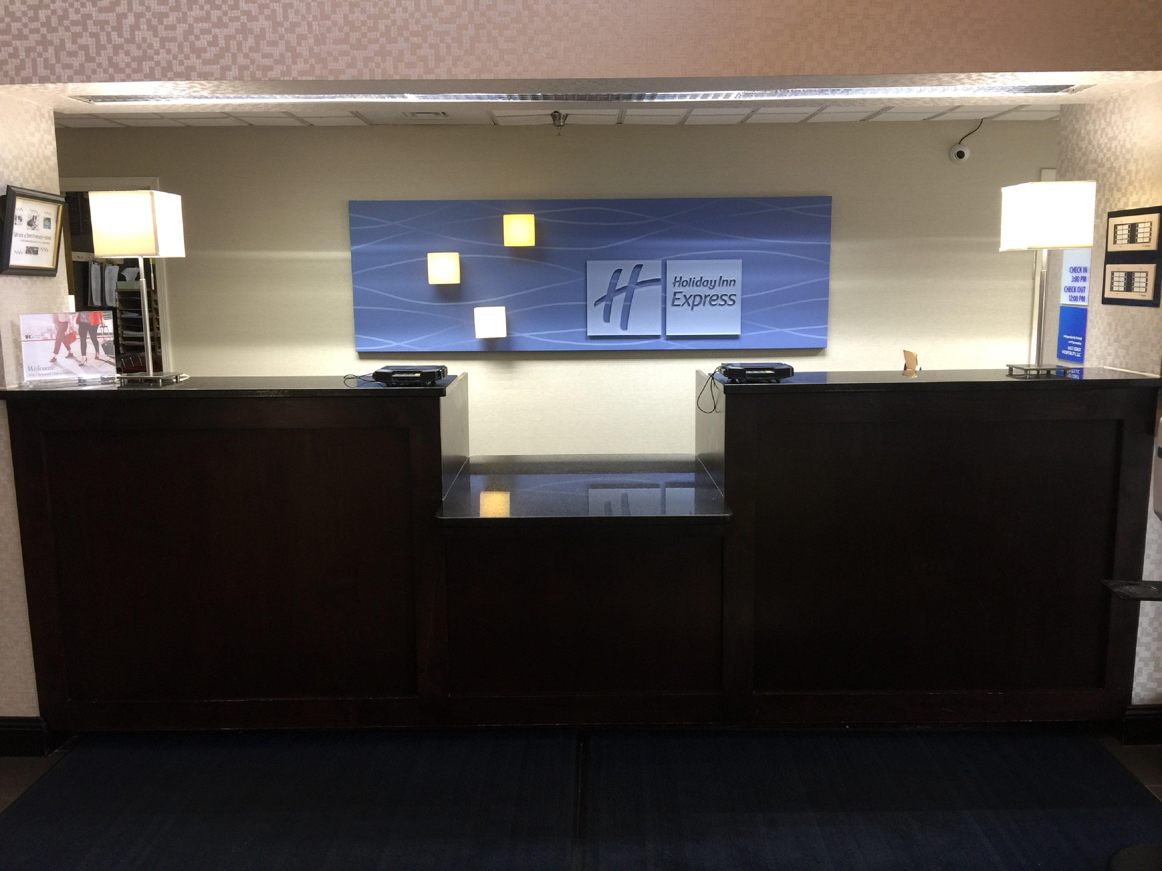 Holiday Inn Express Hotel & Suites Sanford By Ihg Esterno foto
